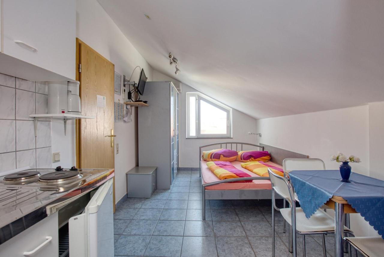 Apartments With A Parking Space Vodice - 6178 Экстерьер фото