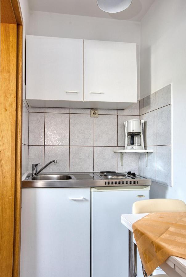 Apartments With A Parking Space Vodice - 6178 Экстерьер фото