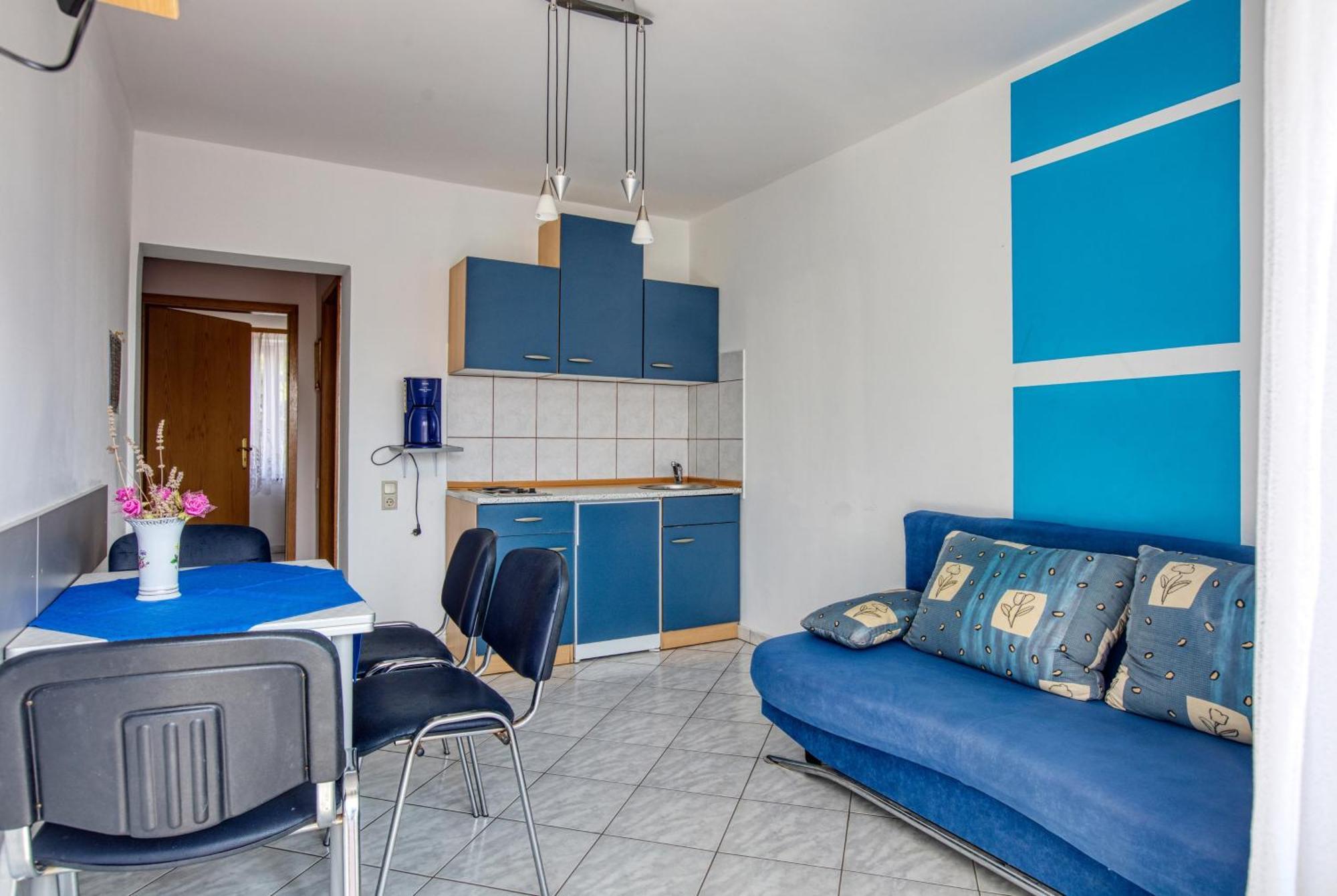 Apartments With A Parking Space Vodice - 6178 Номер фото