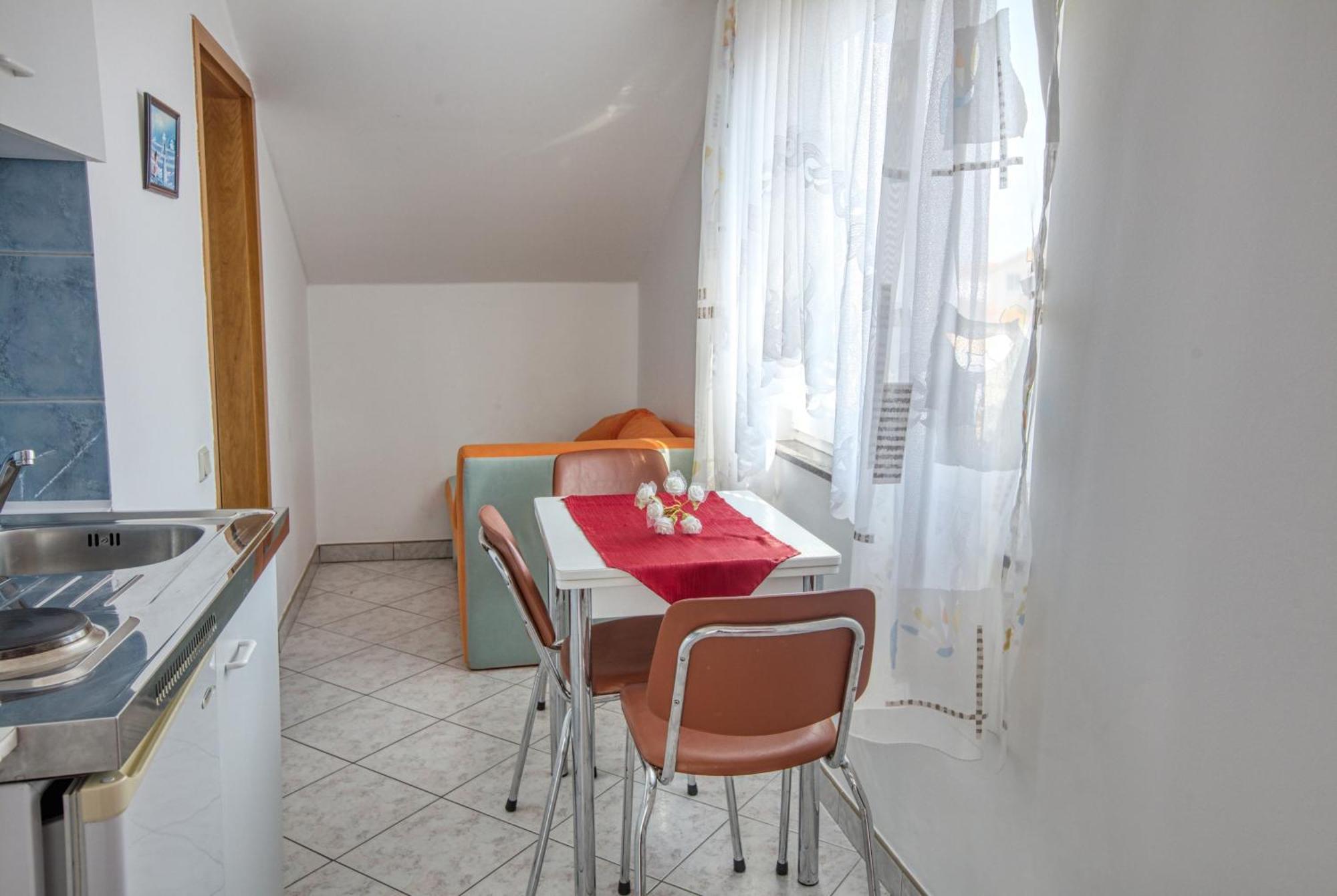 Apartments With A Parking Space Vodice - 6178 Номер фото